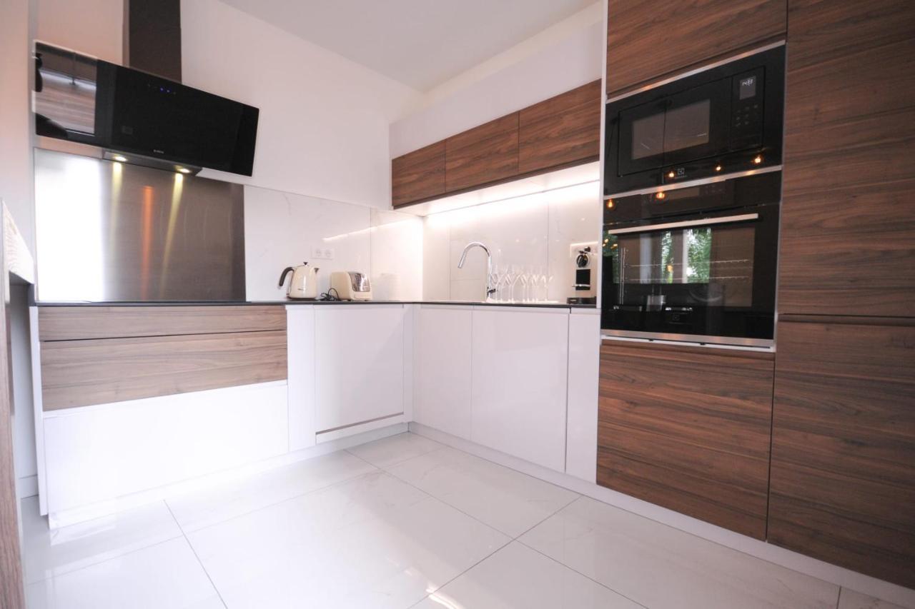 Le Matignon - Design Apartment Facing Lake Annecy Buitenkant foto