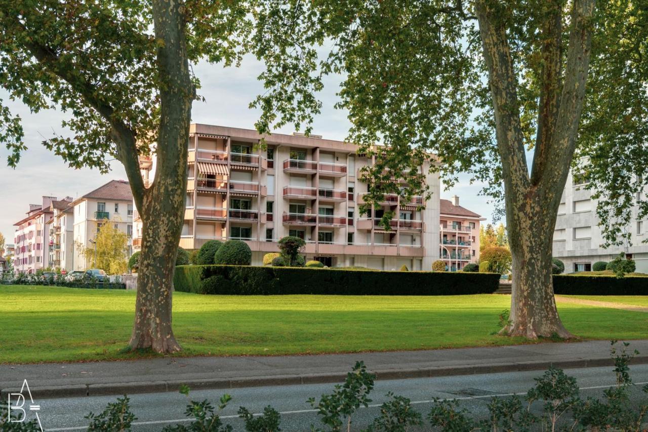 Le Matignon - Design Apartment Facing Lake Annecy Buitenkant foto